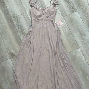 New Birdy Grey Spence bridesmaid dress in taupe. Size small.